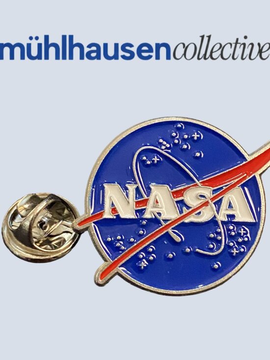 Nasa Accessories - NASA Logo Enamel Pin - Blue & Red